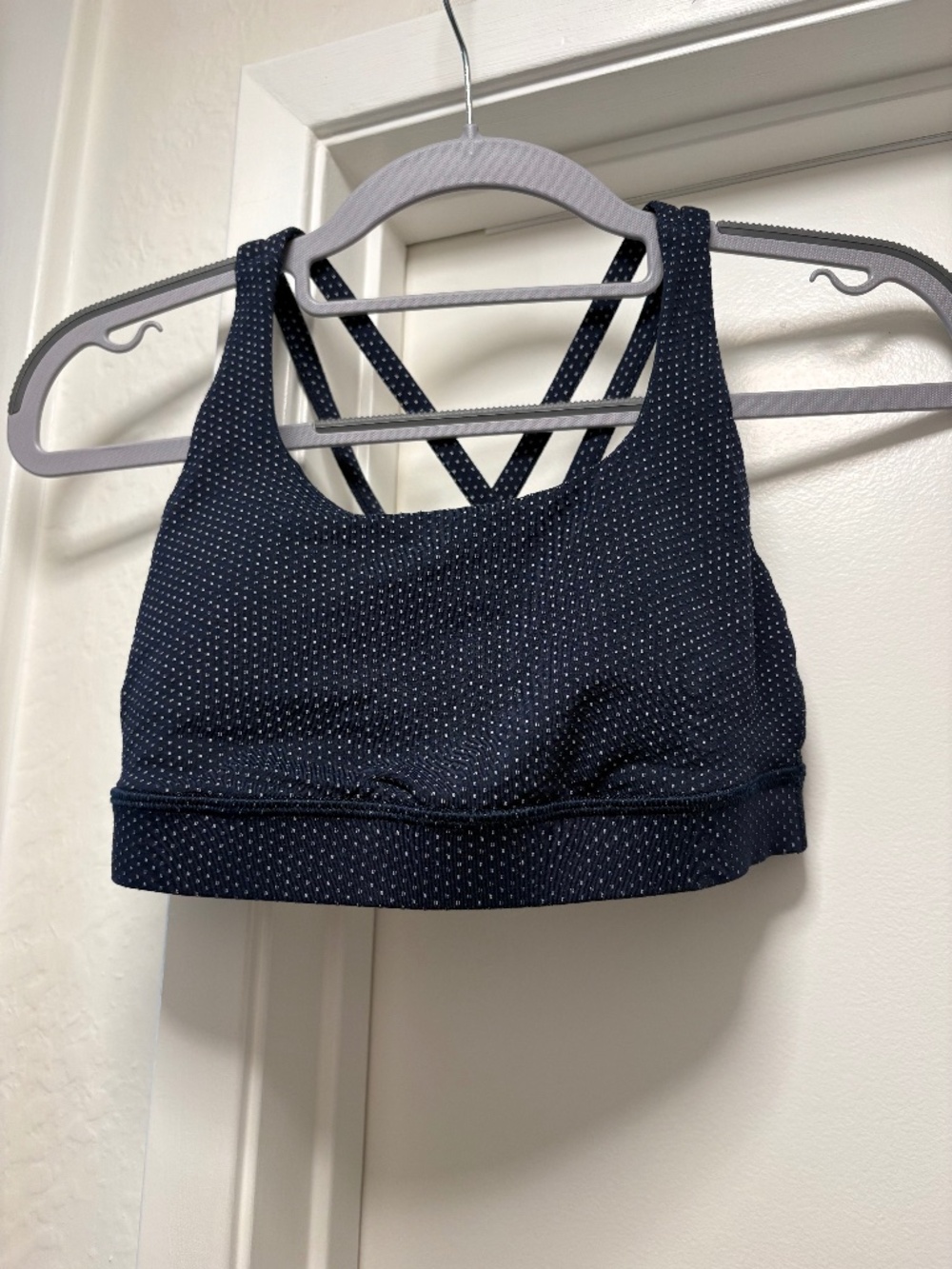 Lululemon criss cross sports bra - tiny dots - size small?